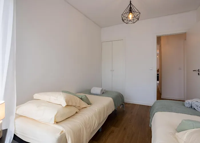 Mhouse Lease Cascais Walk To Beach And Center Apartman Cascais